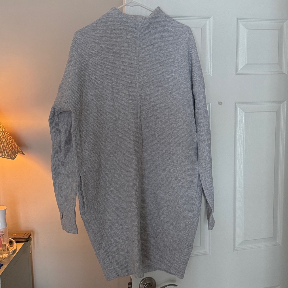Like new Lulu sweater dress